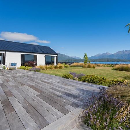 Lake House - Te Anau Holiday Home Exterior foto